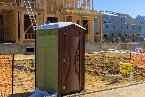 Best Local porta potty services  in Clinton, IA